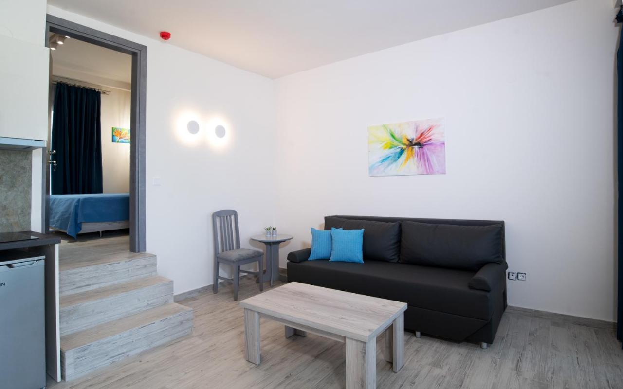 Апартаменты The Palms Novasithonia Вурвуру Экстерьер фото