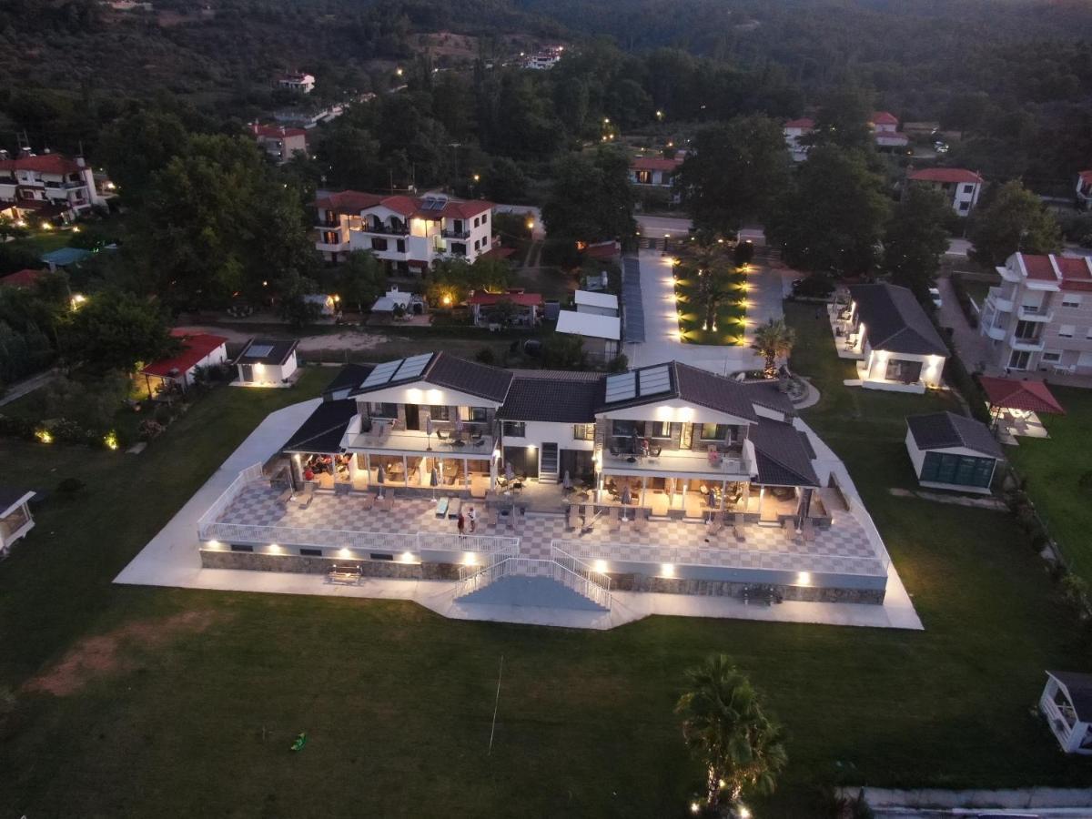 Апартаменты The Palms Novasithonia Вурвуру Экстерьер фото